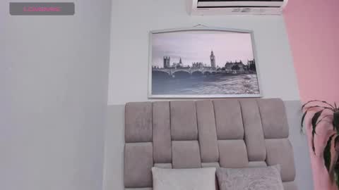 Selene online show from December 2025 03:23:01 AM