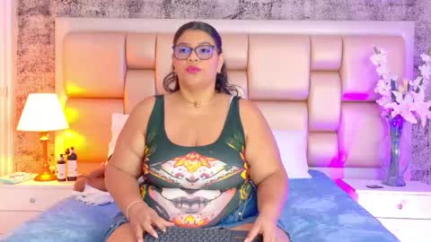 Selenna Cooper online show from March 2026 11:35:01 AM