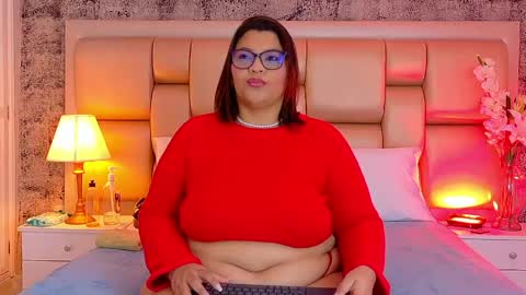 Selenna Cooper online show from May 2026 11:53:01 AM