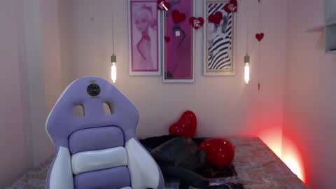 Mayte online show from February 2025 01:05:01 PM