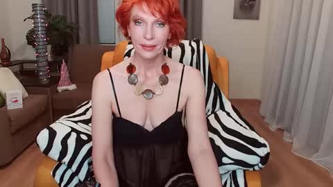 Selesta online show from December 2025 01:29:01 PM