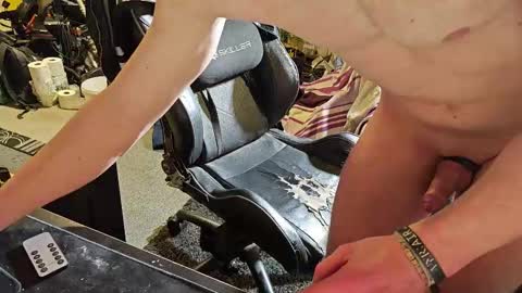 Snapshot of selfsuck_master69 chatting on January 2026 03:09:02 AM BiG DicK online show from January 2026 03:09:02 AM