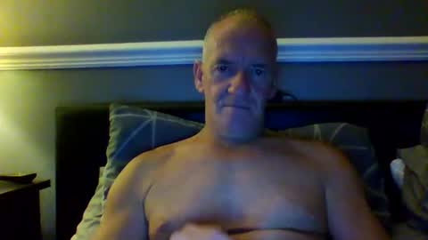 selfsucker28772 online show from September 2025 08:57:02 PM