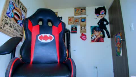 Snapshot of selina_kyl3 chatting on April 2026 12:59:02 AM Selinna Kyle online show from April 2026 12:59:02 AM