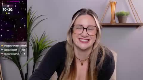 Selina Mae online show from January 2026 04:14:01 AM