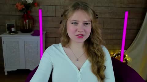 SelinSwarovski online show from March 2025 12:42:02 AM