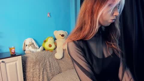 Snapshot of sell0n chatting on December 2024 04:01:02 AM Mindy online show from December 2024 04:01:02 AM