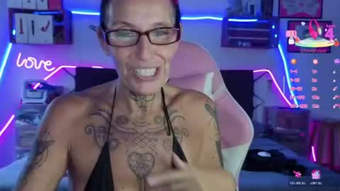 Selvaggia Del Caribe online show from June 2026 05:45:02 PM