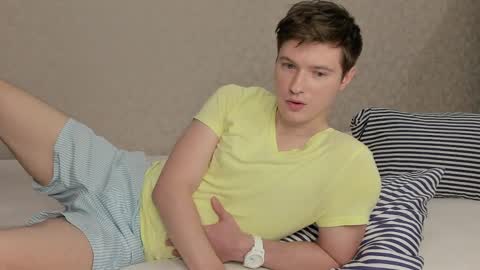 Snapshot of semyonone chatting on October 2025 06:48:01 PM Semyon online show from October 2025 06:48:01 PM