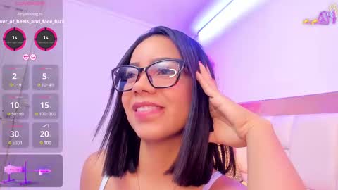 Sennia online show from February 2025 02:08:01 PM