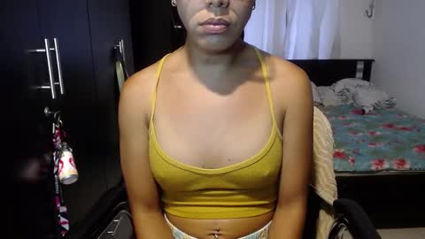 Snapshot of sensual_natalie chatting on January 2025 09:15:02 PM sensual_natalie online show from January 2025 09:15:02 PM