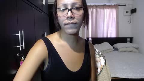 Snapshot of sensual_natalie chatting on January 2025 05:34:02 PM sensual_natalie online show from January 2025 05:34:02 PM