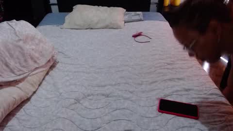 Snapshot of sensual_natalie chatting on September 2025 05:15:02 PM sensual_natalie online show from September 2025 05:15:02 PM