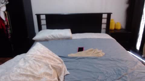 Snapshot of sensual_natalie chatting on October 2025 06:32:02 PM sensual_natalie online show from October 2025 06:32:02 PM