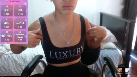sensual_natalie online show from May 2026 09:34:01 PM