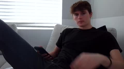 Snapshot of sensualalien chatting on December 2024 09:41:01 PM Cam online show from December 2024 09:41:01 PM