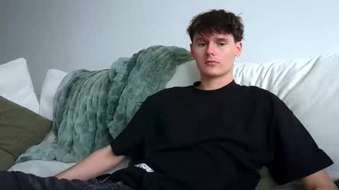 Snapshot of sensualalien chatting on September 2025 10:00:02 PM Cam online show from September 2025 10:00:02 PM