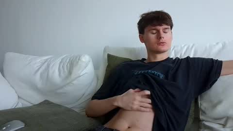 Snapshot of sensualalien chatting on September 2025 10:04:01 PM Cam online show from September 2025 10:04:01 PM