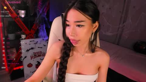 Kiki online show from October 2025 01:36:03 PM