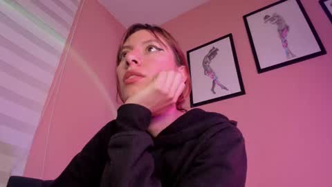 Snapshot of sensualjanex chatting on September 2025 11:39:02 PM Jane online show from September 2025 11:39:02 PM