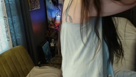 Tara online show from December 2024 01:18:01 PM