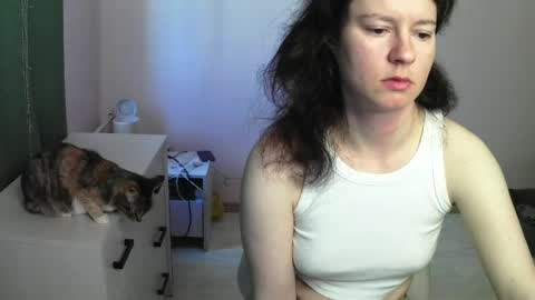 Snapshot of senxsual_tease chatting on May 2026 05:13:01 AM senxsual_tease online show from May 2026 05:13:01 AM