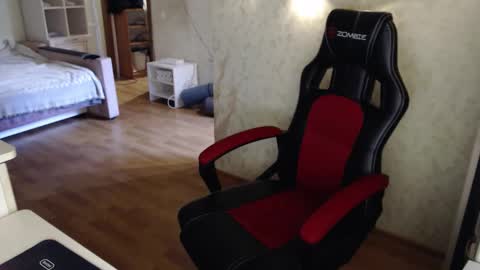 Snapshot of senxual__ chatting on October 2025 12:57:02 PM senxual__ online show from October 2025 12:57:02 PM