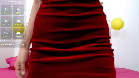 serafina_ online show from January 2025 11:46:01 AM