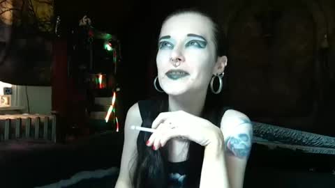 Seraphin Munster online show from May 2026 06:37:01 PM