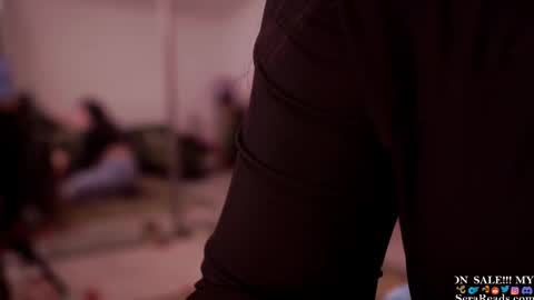 Snapshot of serareads chatting on February 2025 06:55:01 AM SeraReads online show from February 2025 06:55:01 AM