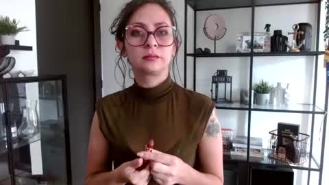 Serena Xyz online show from June 2026 07:26:01 PM