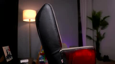 Snapshot of serenagrant chatting on March 2026 09:26:01 AM SerenaGrant online show from March 2026 09:26:01 AM