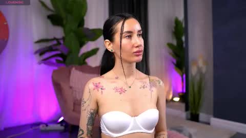 Serena online show from October 2025 10:03:02 AM