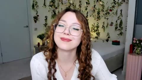 Snapshot of sereneflame chatting on April 2026 04:05:02 PM Ophelia online show from April 2026 04:05:02 PM