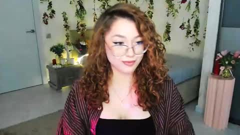 Snapshot of sereneflame chatting on May 2026 04:04:01 PM Ophelia online show from May 2026 04:04:01 PM