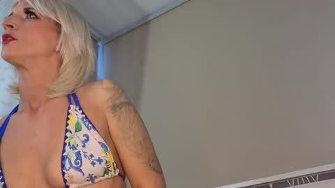 serenexx  your MILF online show from February 2026 07:48:02 AM