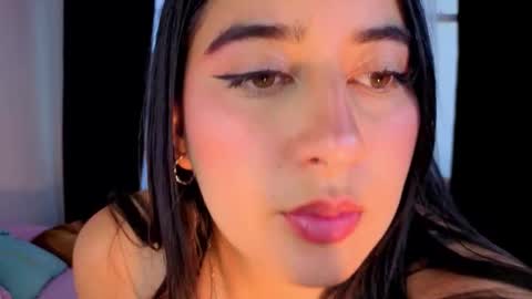 Snapshot of serenna_se chatting on December 2025 10:07:02 PM Serenna Cruz online show from December 2025 10:07:02 PM