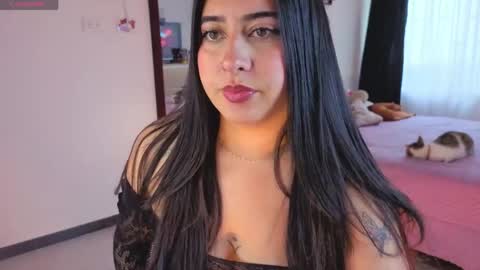 Serenna Cruz online show from May 2026 08:38:02 PM