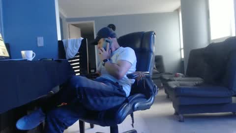 hetero serio discreto online show from February 2025 10:31:02 PM