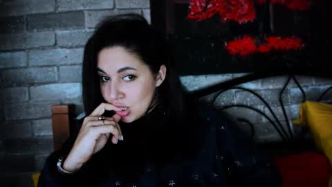 VIOLA online show from February 2025 03:29:01 PM