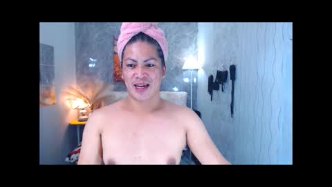 Snapshot of service_me711 chatting on April 2026 09:21:02 PM call me MILES online show from April 2026 09:21:02 PM