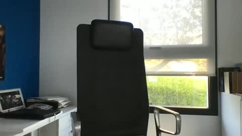 Snapshot of sesamechris92 chatting on October 2025 04:15:02 PM sesamechris92 online show from October 2025 04:15:02 PM