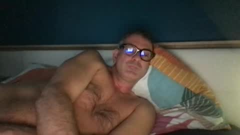 Snapshot of sesamechris92 chatting on October 2025 07:42:02 AM sesamechris92 online show from October 2025 07:42:02 AM