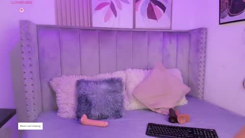 Danna  online show from May 2026 02:39:01 AM