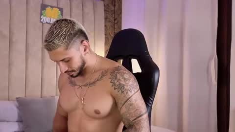 Snapshot of seth_vega_ chatting on January 2025 01:00:02 AM HEY IM SETH online show from January 2025 01:00:02 AM