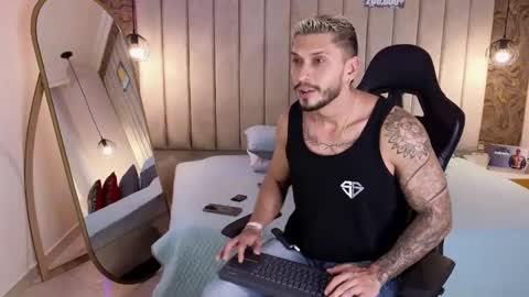 Snapshot of seth_vega_ chatting on January 2025 05:54:01 PM HEY IM SETH online show from January 2025 05:54:01 PM