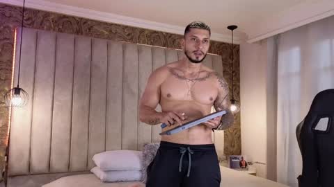 Snapshot of seth_vega_ chatting on January 2025 05:49:01 PM HEY IM SETH online show from January 2025 05:49:01 PM