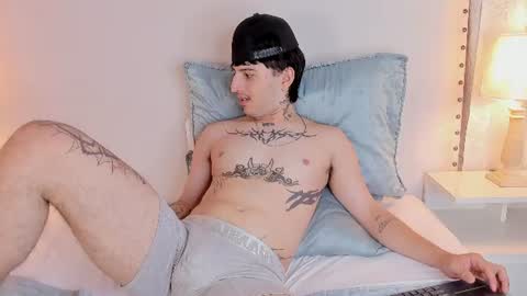 sett_and_gwen online show from July 2026 10:40:02 PM