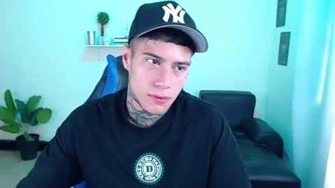 Snapshot of setthomas chatting on November 2025 02:50:01 PM Thomas online show from November 2025 02:50:01 PM