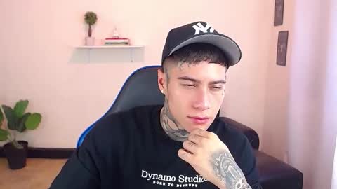 Thomas online show from November 2025 03:11:01 PM